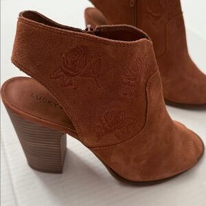 Lucky Brand - Listana Floral Booties - Maroon Brown - Size 10 - Gently Used!!